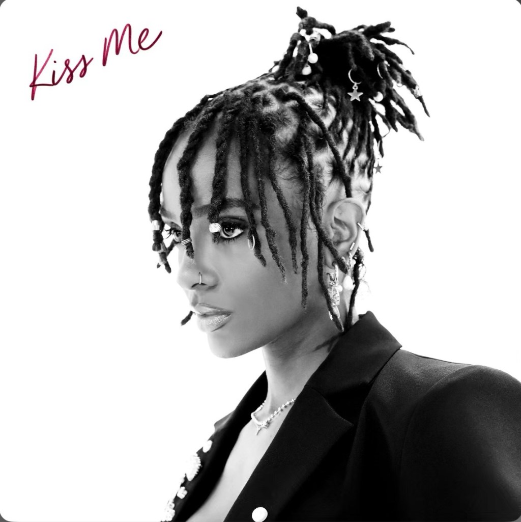 Beyond The Mainstreams Review of “Kiss Me” from Tiara&nbsp;Thomas